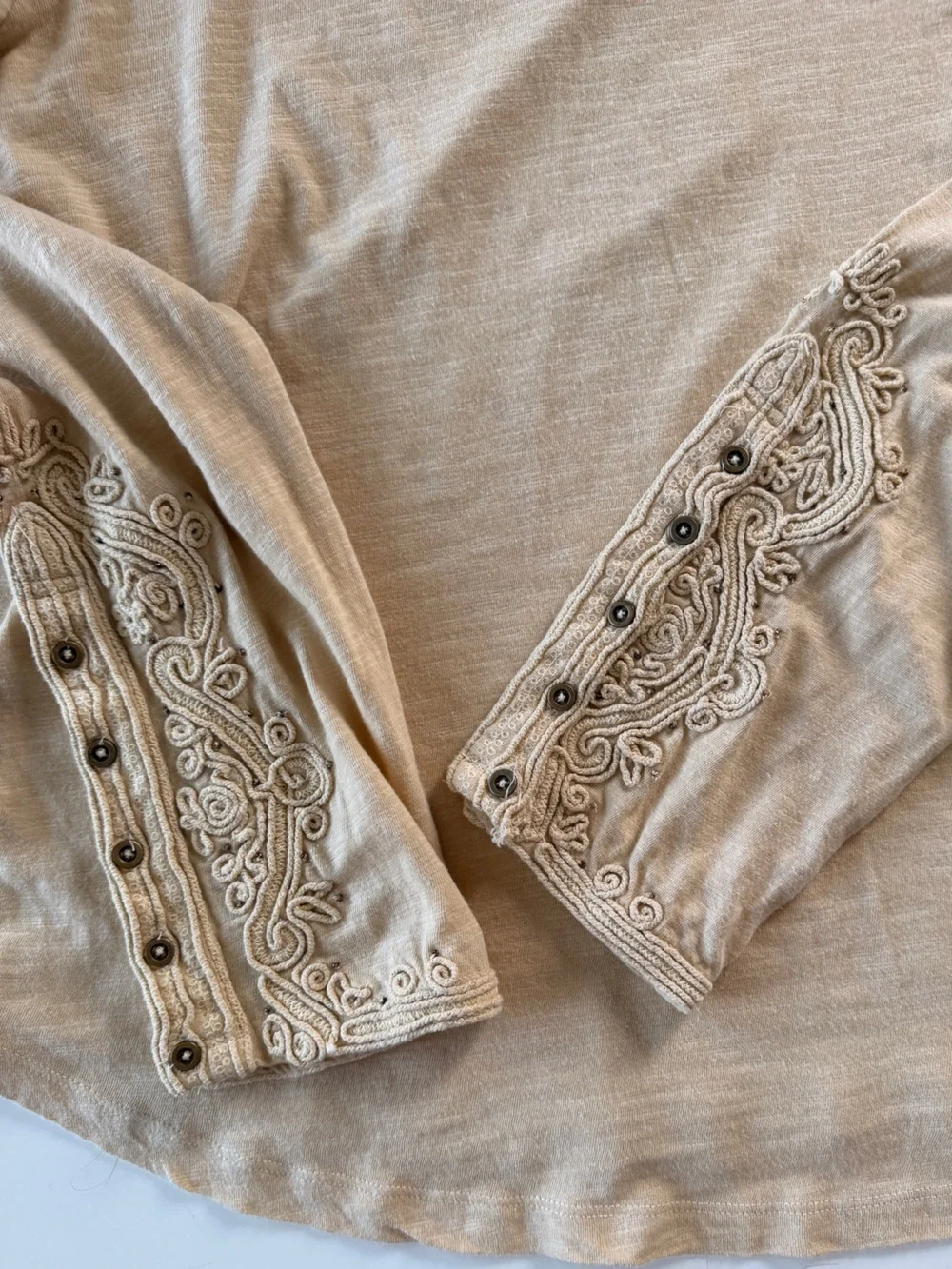 Free People We The Free Hooked On You Embroidered Cuff Top Size Large Wheat